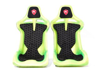Neo Lime Green CF Seats V5 with new KevMannz logo on headrest.
- Black Alcantara padding with green honeycomb stitching pattern.
- Logo stitching on headrest.