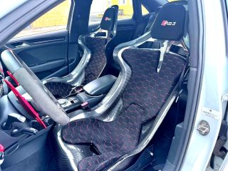 KevMannz CF seats V5 with black Alcantara padding + red honeycomb stitching pattern for Audi RS3 🔥👍