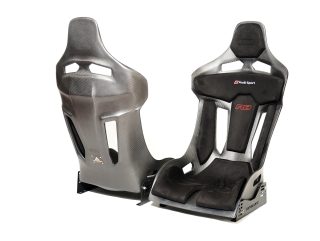 Matt CF Seats GT-Max with custom padding for Audi R8.
- Debossed Audi logo on headrest padding.
- Audi Sport and R8 logo stitching at backrest padding.
- Double thickness padding.