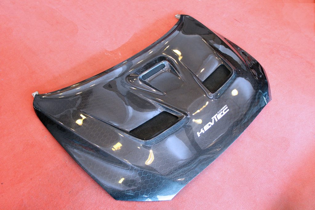 Carbon fiber hood Vented style for Evo X (Evo 10) Kevmannz